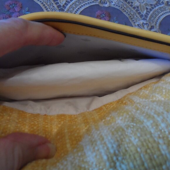 New Kate Spade NY Suflower Yellow Tweed Quilted Convertible Medium Bag - Picture 8 of 16